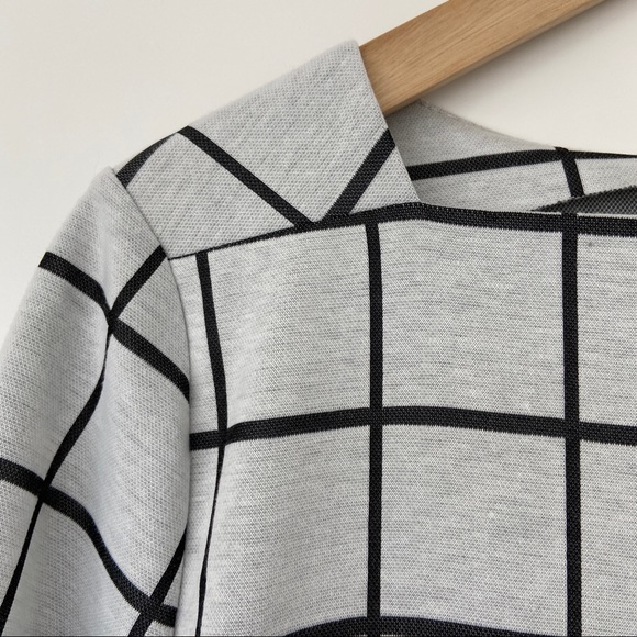 JULES & LEOPOLD LIGHT GREY/BLACK WINDOWPANE CHECK KNIT TOP, MEDIUM - Picture 8 of 8